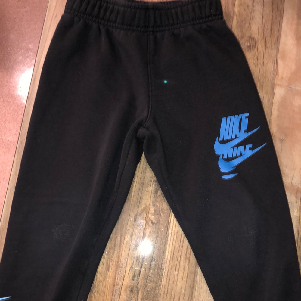 Nike sweats/ joggers